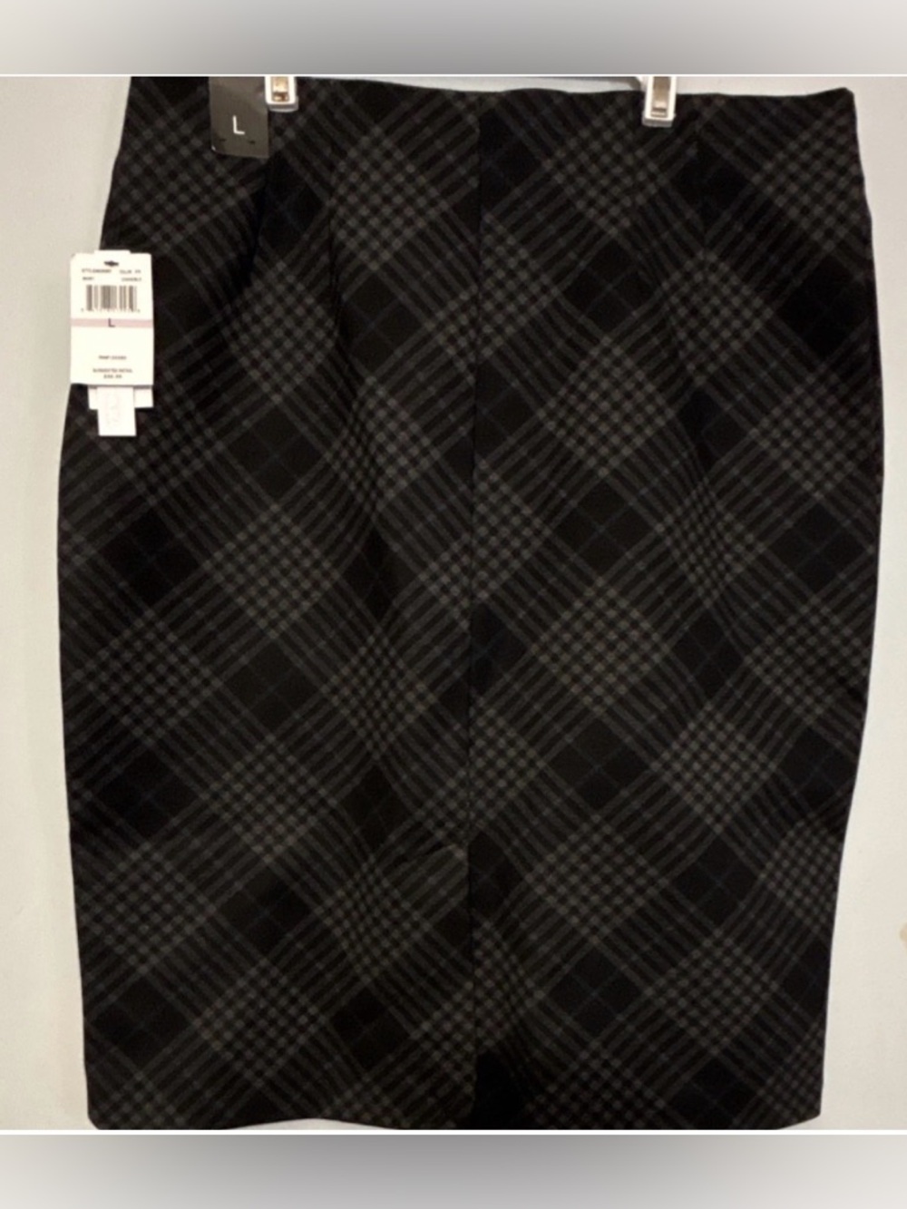 Men's Black Plaid Dress Pants - Tailored Plaid Design